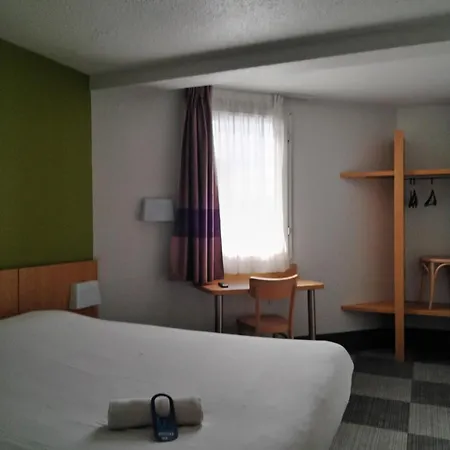 Design מלון Montluçon