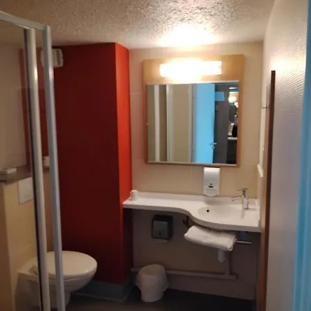 Отель Design Монлюсон