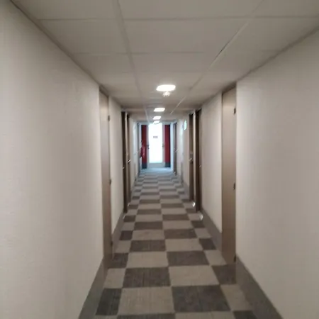 Design فندق Montluçon
