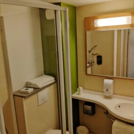 Отель Design Монлюсон