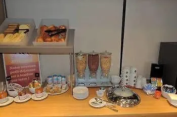 Отель Design Монлюсон